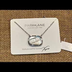 Park Lane Mother of Pearl necklace